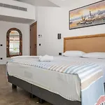Moon Alacati Adults Only Чешме