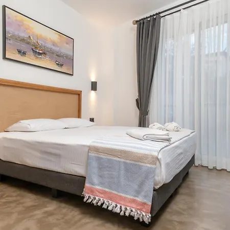 Moon Alacati Adults Only Ξενοδοχείο 3*