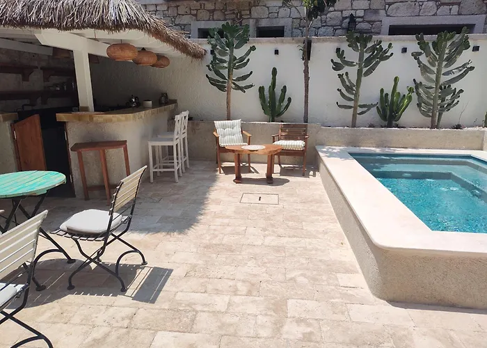 Moon Alacati Чешме